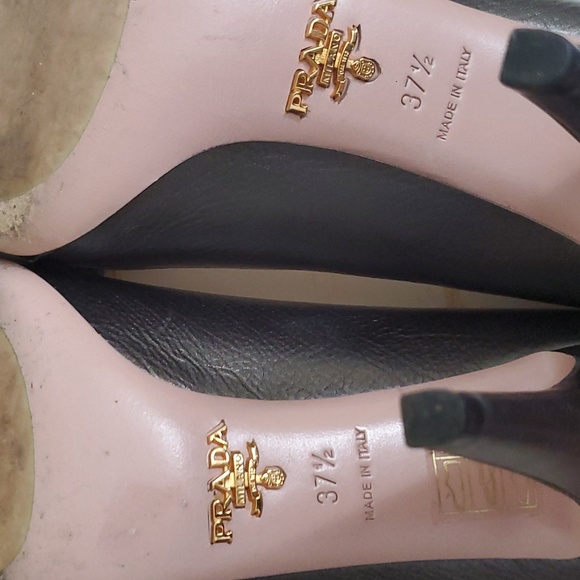 Prada | Gunmetal Leather Pumps with Bow Accent Sz 37 1/2 - Picture 8 of 9